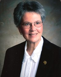 Gacnik, Dr. Bonita